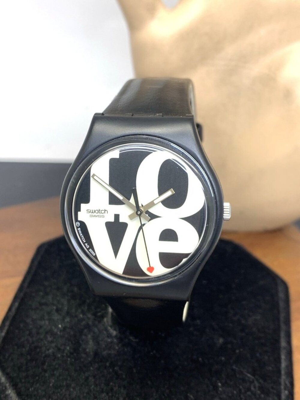Swatch Unisex Watch GB218 Love Black & White Dial Swiss Quartz 2003 Leather 34mm